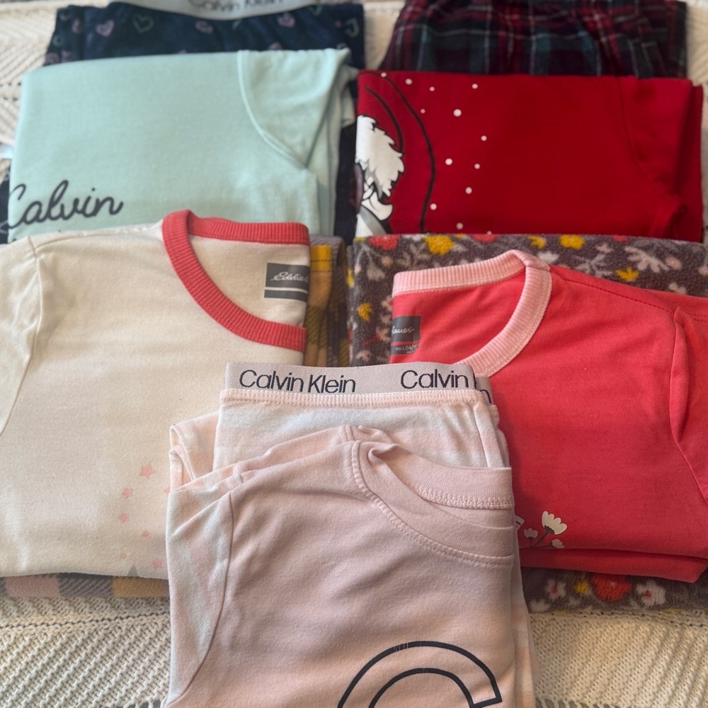 2pairs Calvin Klein 2 pairs Eddie Baver 1 pair Max&Olivia girls 14/16 Pajama set